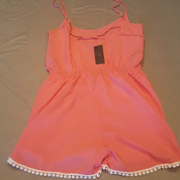 Coral Romper - Picture 3 of 4